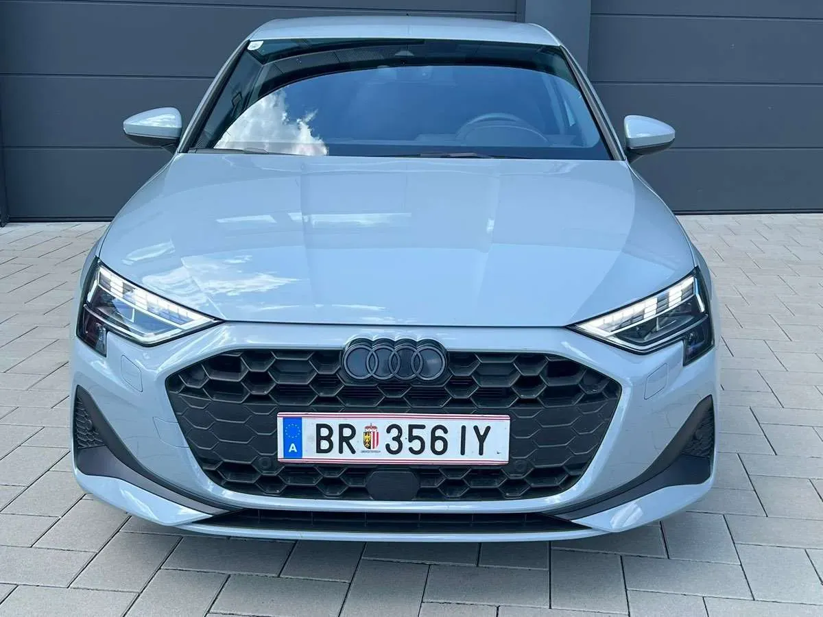 Audi A3 2024 photo 3
