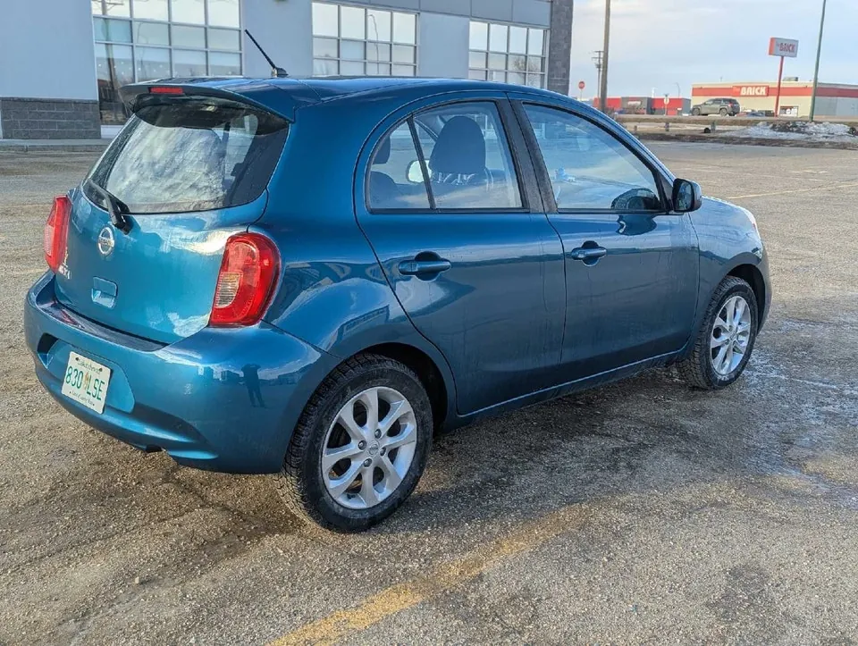 Nissan Micra 2018 photo 2