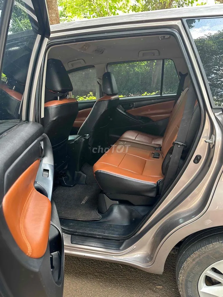 Toyota Innova 2018 photo 3