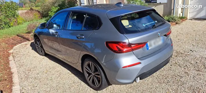 BMW 1 Series 2022 photo 3
