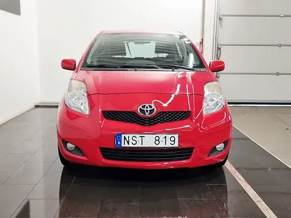 Toyota Yaris 2010 photo 3