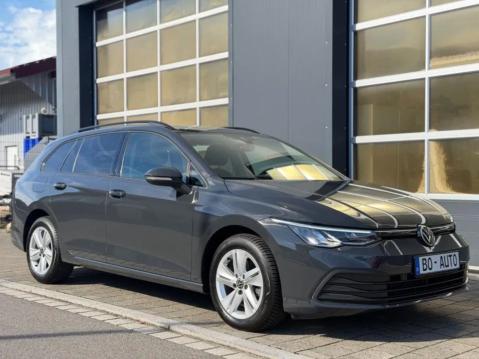 Volkswagen Golf Viii