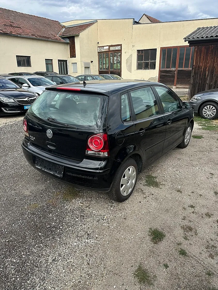 Volkswagen Polo 2008 photo 3