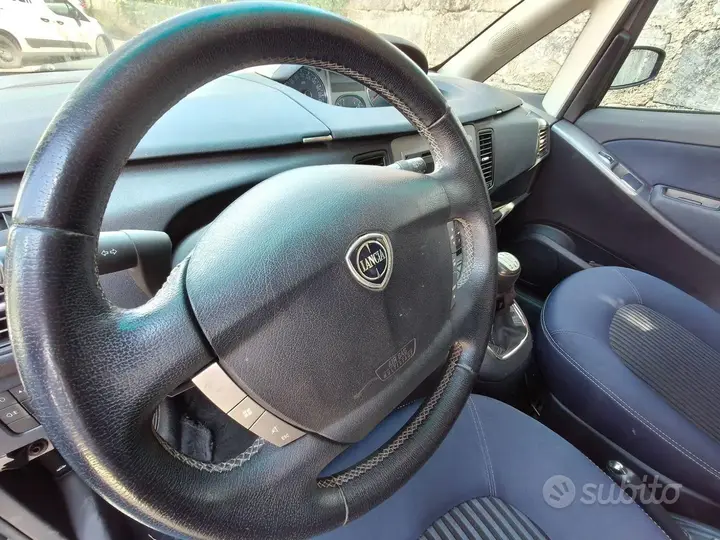 Lancia Musa 2009 photo 3