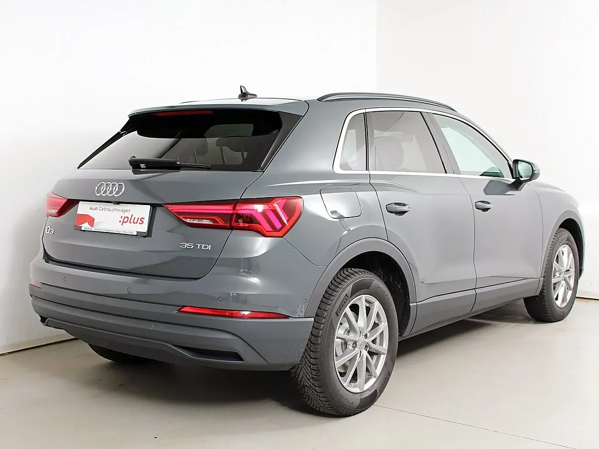 Audi Q3 2025 photo 2