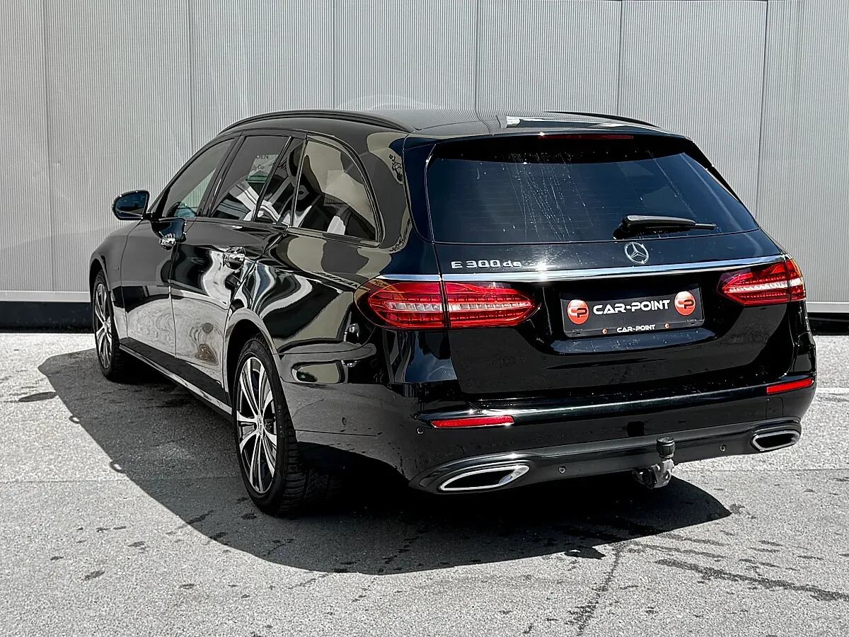 Mercedes-Benz E-Class 2021 photo 3