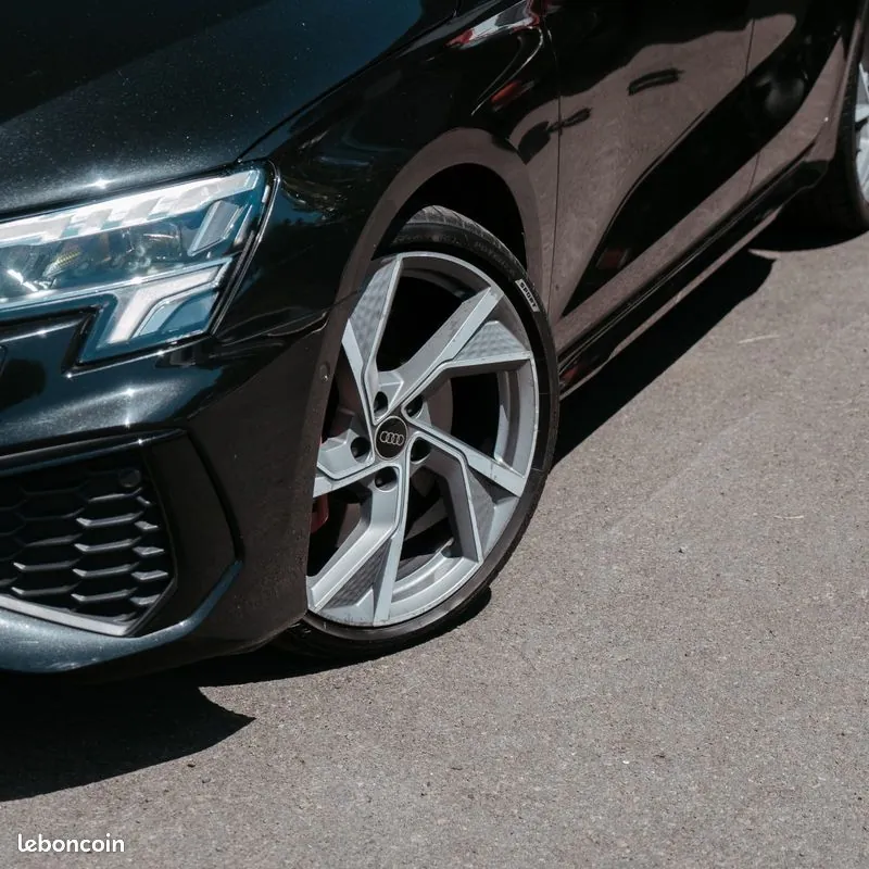Audi S3 2023 photo 2