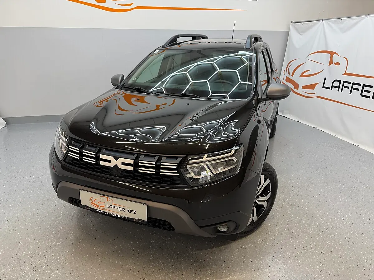 Dacia Duster 2023 photo 3