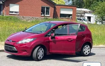 Ford Fiesta 2010 photo 2