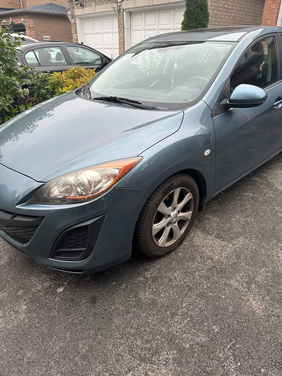 Mazda 3 2010 photo 2