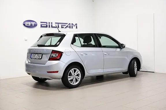 Skoda Fabia 2021 photo 3