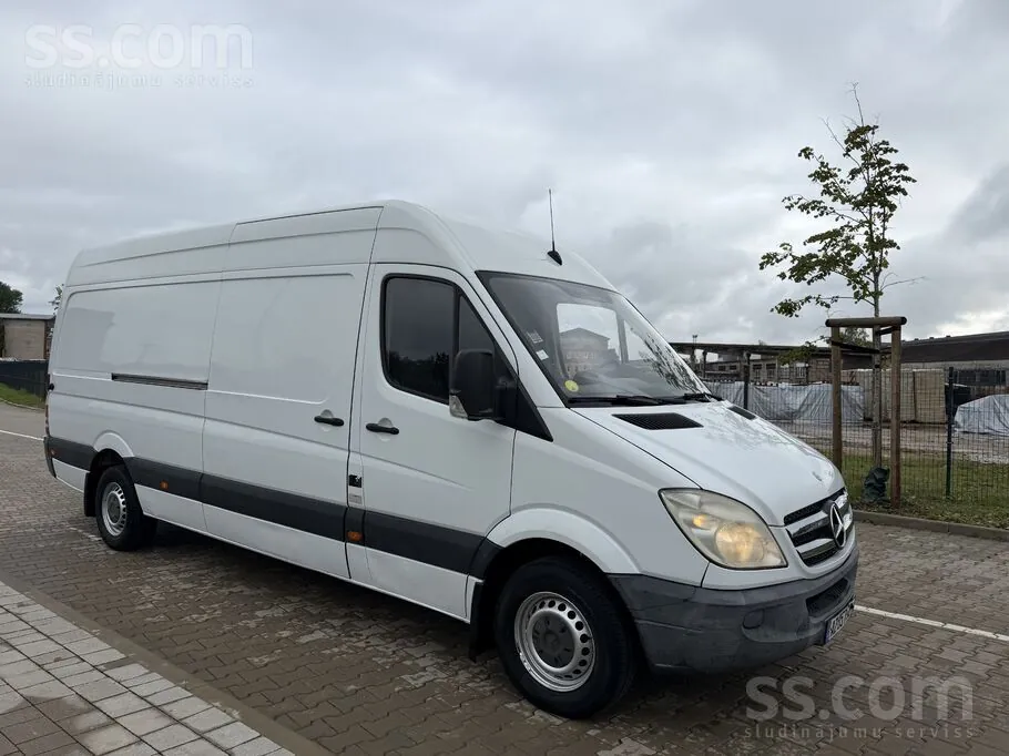 Mercedes-Benz Sprinter 2010 photo 2