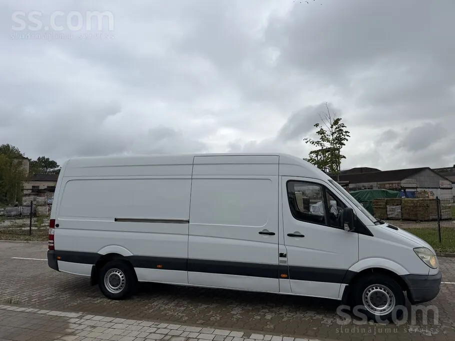 Mercedes-Benz Sprinter 2010 photo 3