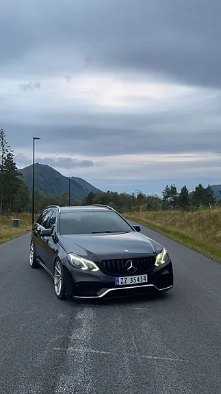 Mercedes-Benz E220
