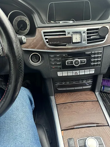Mercedes-Benz E220 2014 photo 5