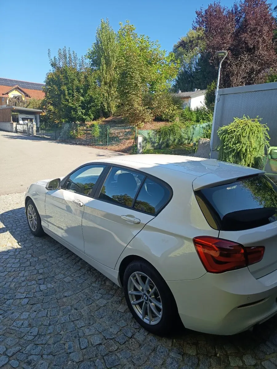 BMW 1 Series 2017 photo 3