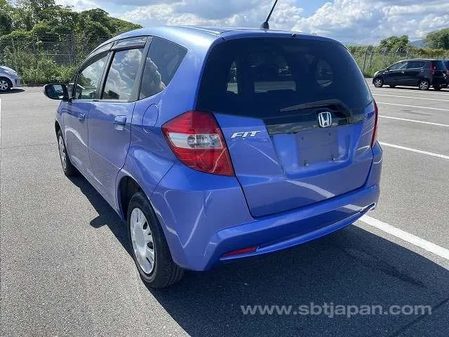 Honda Fit G 2010 photo 3