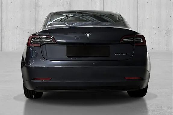 Tesla Model 3 2021 photo 3