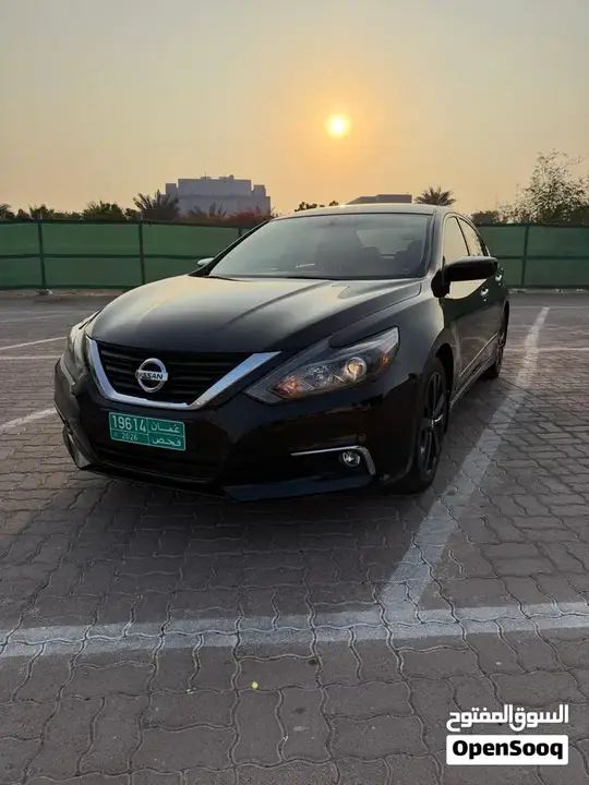 Nissan Altima 2018 photo 2