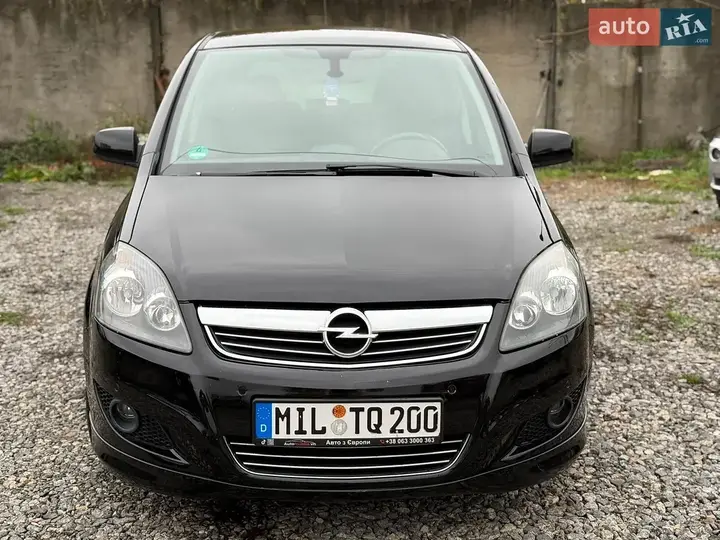 Opel Zafira 2011 photo 3
