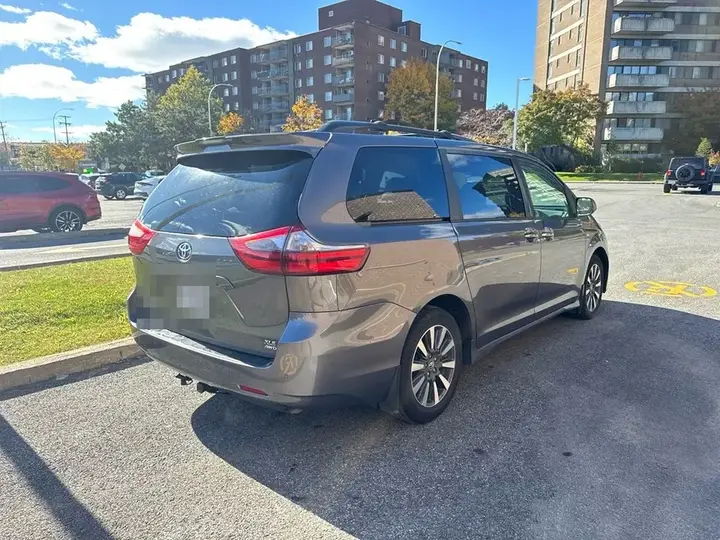 Toyota Sienna 2020 photo 5