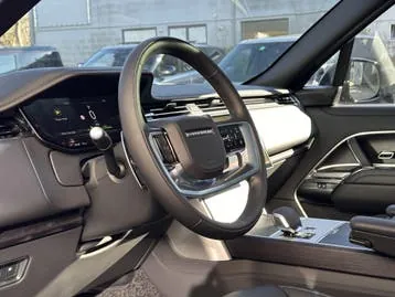 Land Rover Range Rover 2026 photo 3