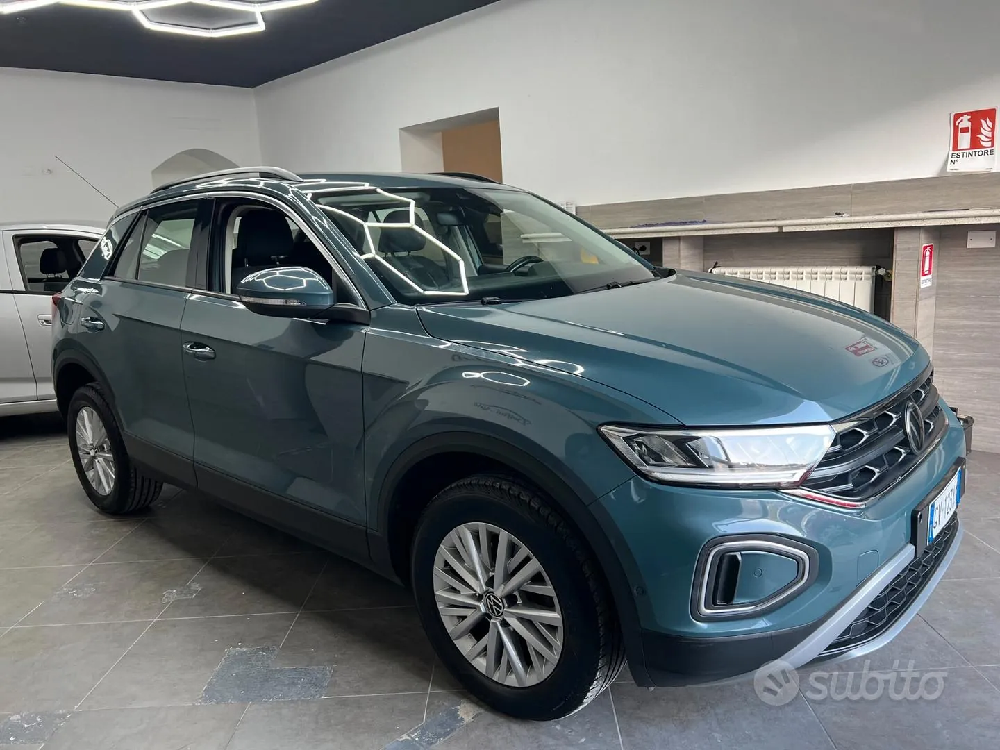 Volkswagen T-Roc 2024 photo 4
