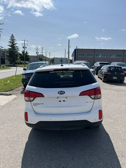 Kia Sorento 2015 photo 3