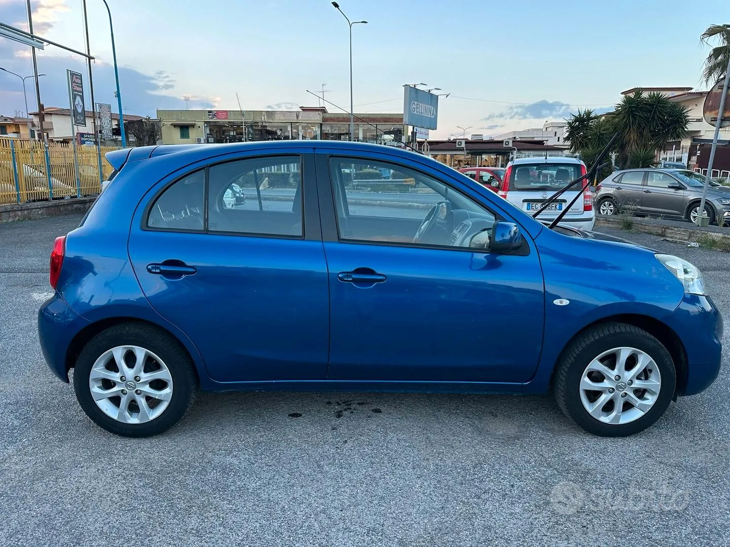 Nissan Micra 2016 photo 5
