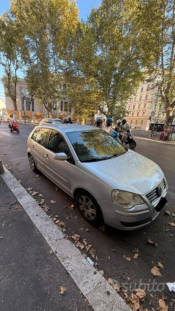 Volkswagen Polo 2005 photo 2