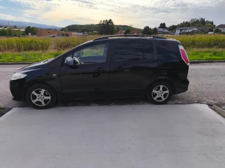 Mazda Mazda5 2008 photo 2