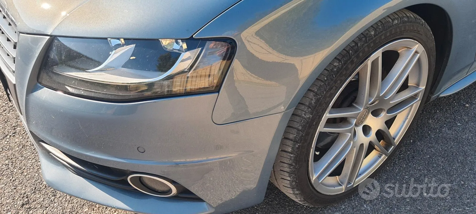 Audi A4 2010 photo 4