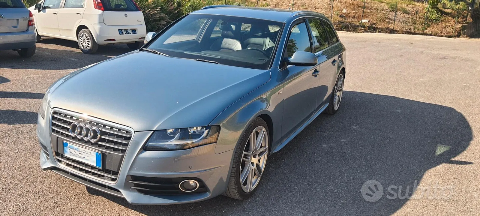 Audi A4 2010 photo 3