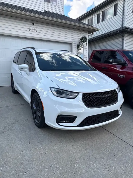 Chrysler Pacifica