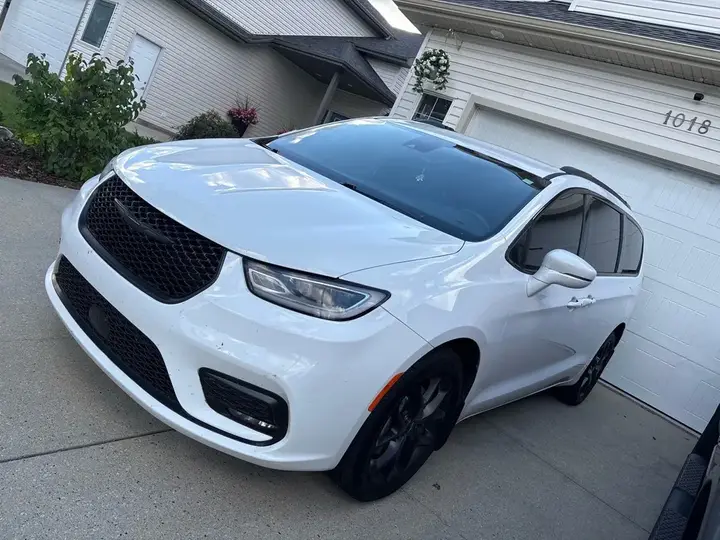 Chrysler Pacifica 2022 photo 4