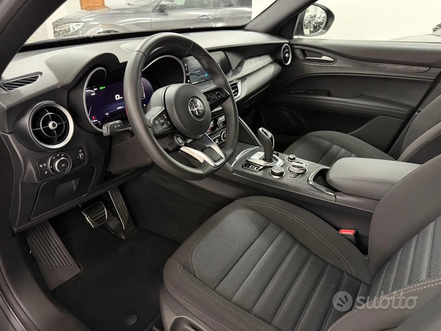 Alfa Romeo Stelvio 2023 photo 5
