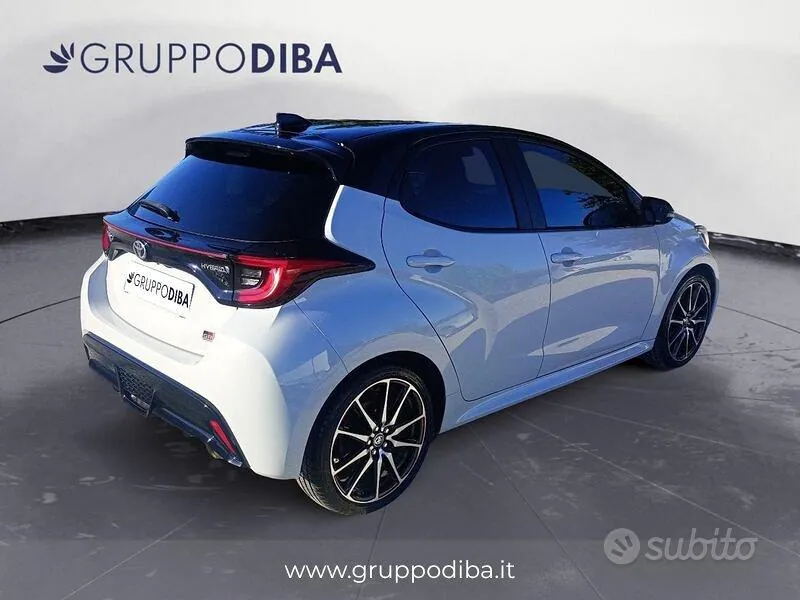 Toyota Yaris 2022 photo 5