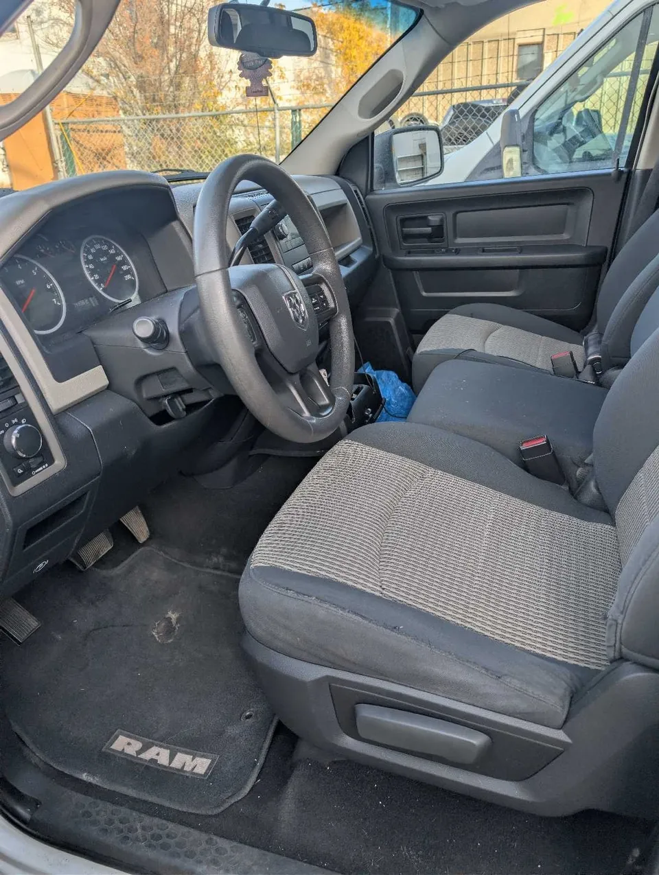 Dodge Ram 1500 2012 photo 5