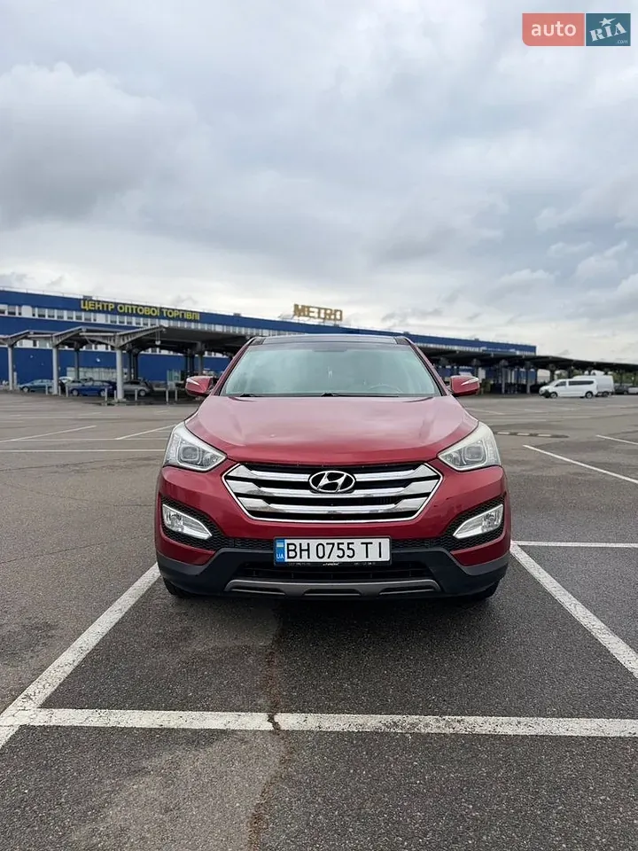 Hyundai Santa Fe 2013 photo 2