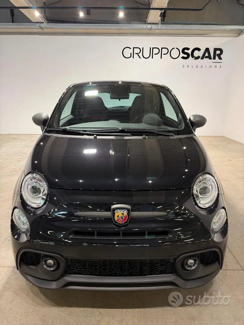 Abarth 695 Competizione 2024 photo 2