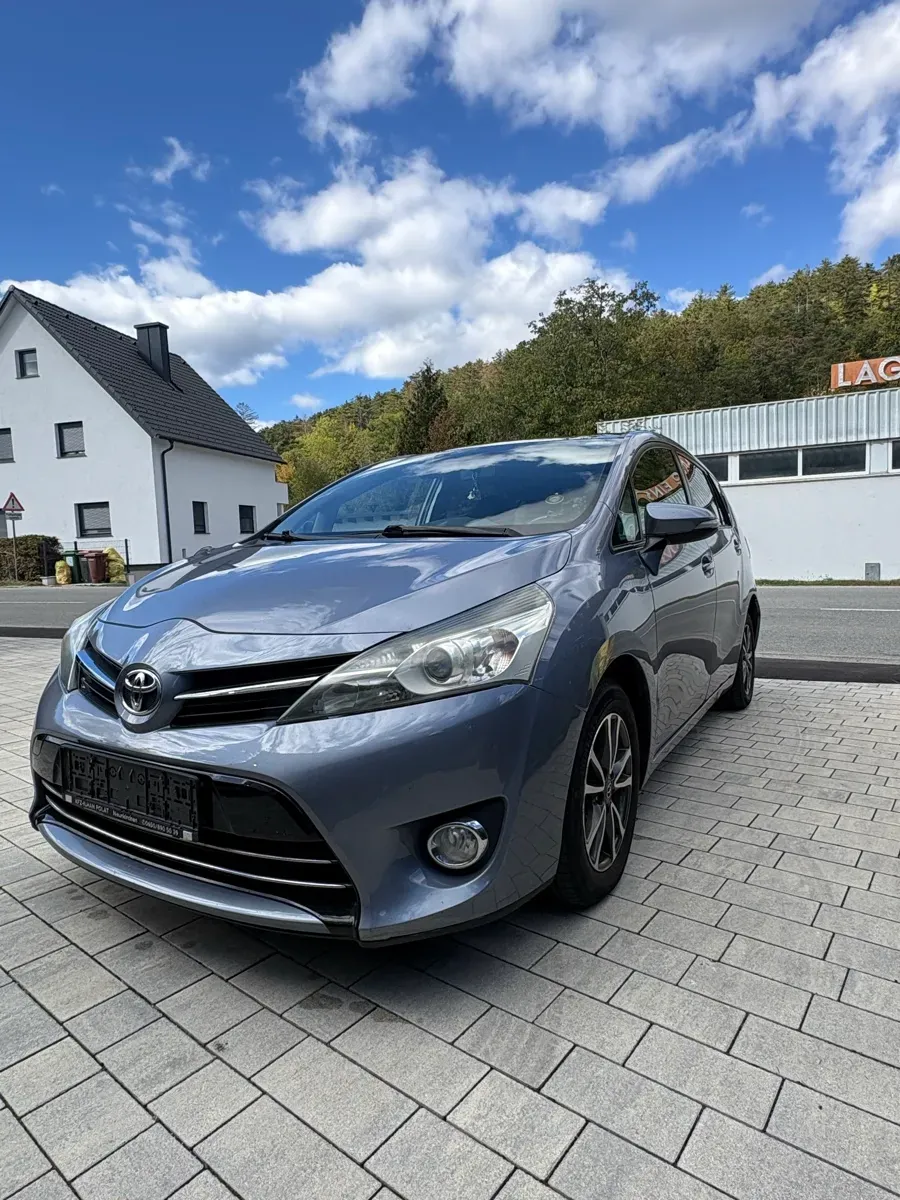 Toyota Verso