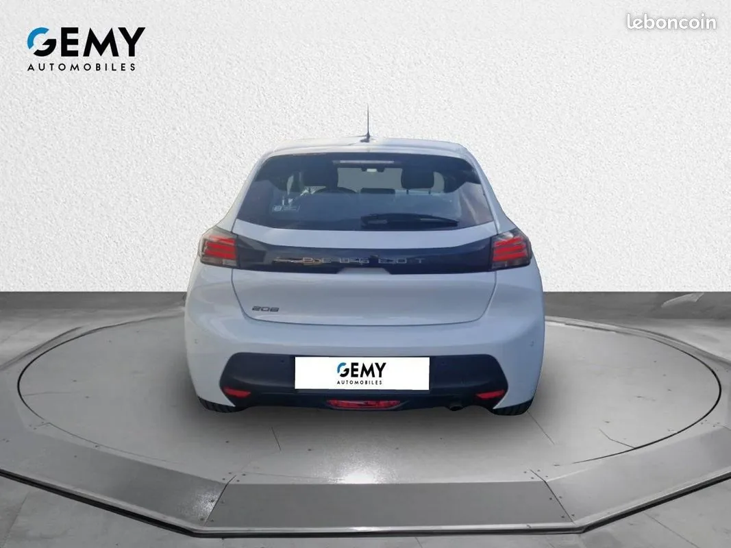 Peugeot 208 2025 photo 5