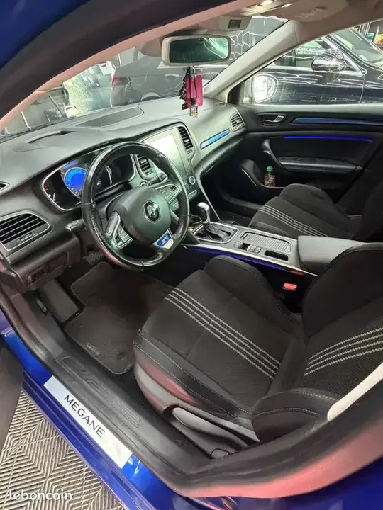 Renault Megane 2017 photo 3