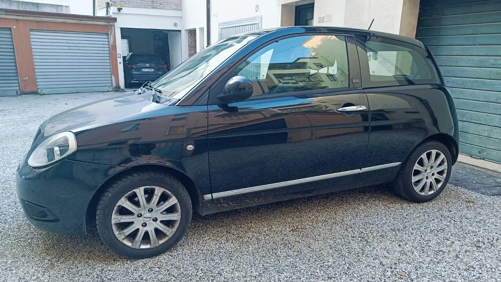 Lancia Ypsilon