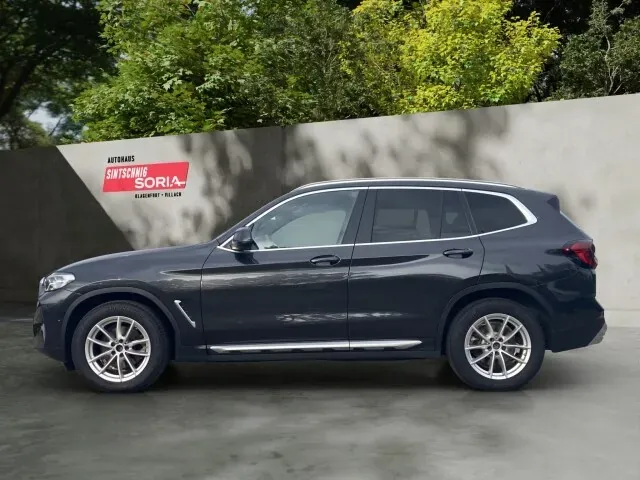 BMW X3 2022 photo 3