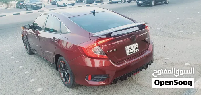 Honda Civic 2020 photo 2