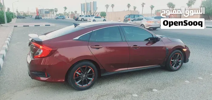 Honda Civic 2020 photo 4