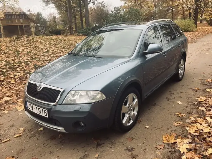 Skoda Octavia 2009 photo 3