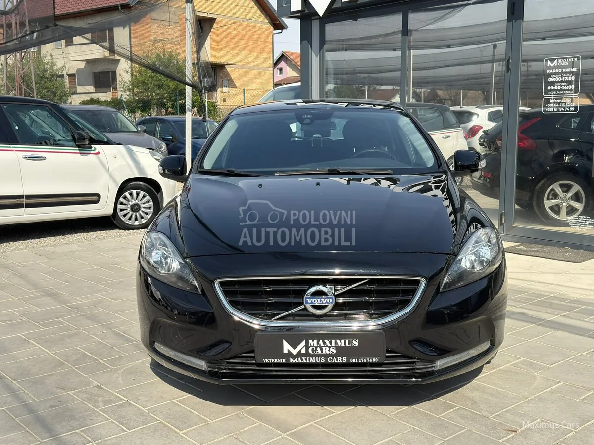 Volvo V40 2013 photo 2