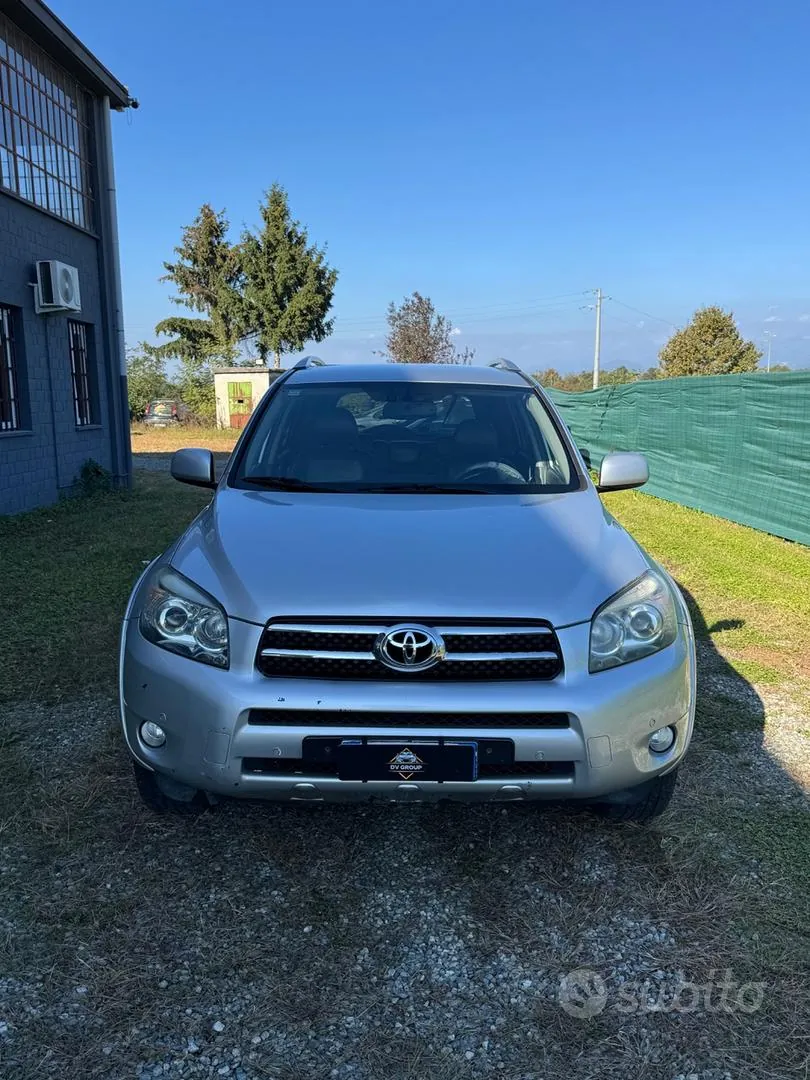 Toyota Rav4 2006 photo 2